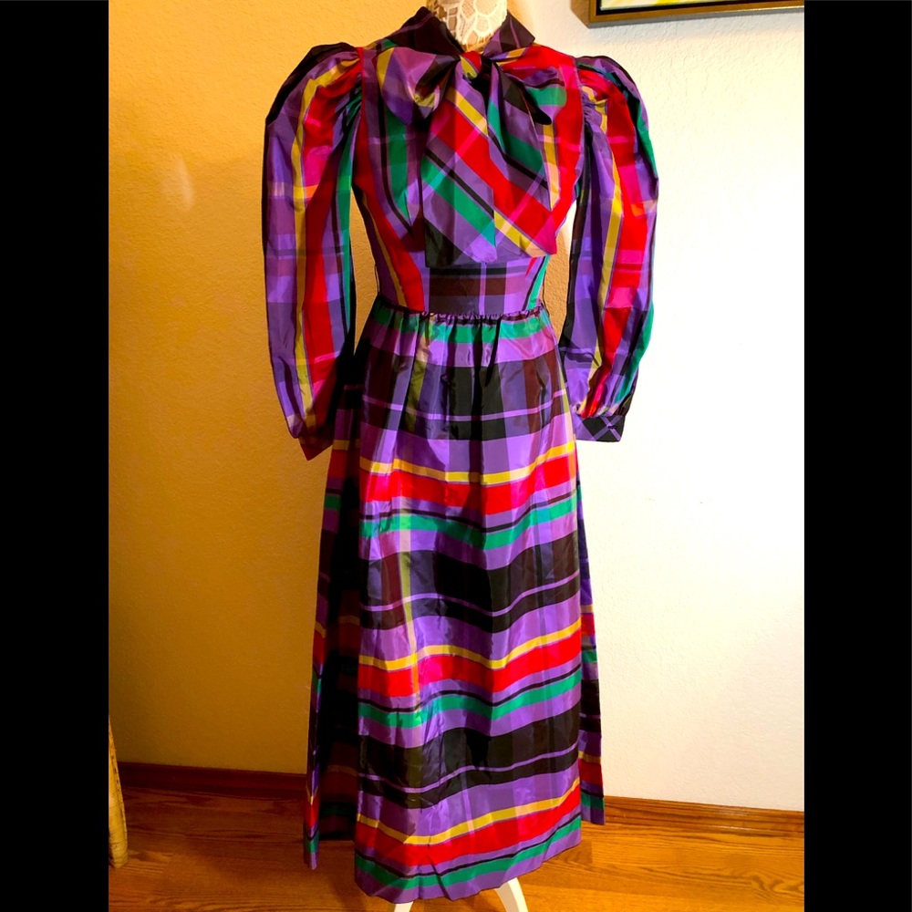 Vintage Carlette Tafetta long sleeve maxi dress